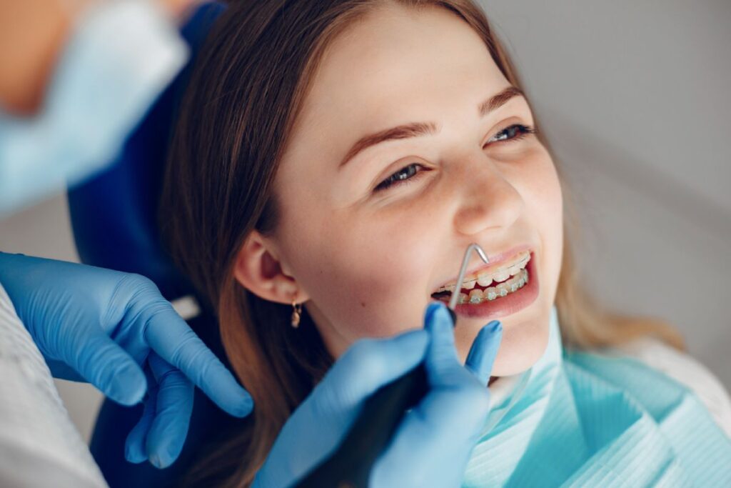 Cuida tus dientes con brackets